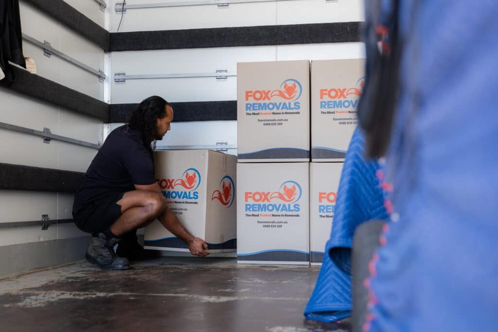 FOXREMOVALS 183 How to Save Money on Your House Removal FOX REMOVALS
